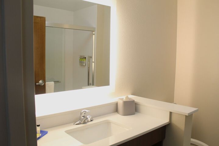 Holiday Inn Express & Suites Latta by IHG