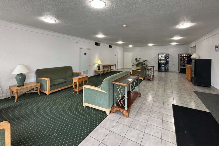 Motel 6 Pocomoke City MD