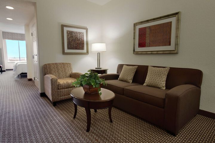 Room 6 of 17