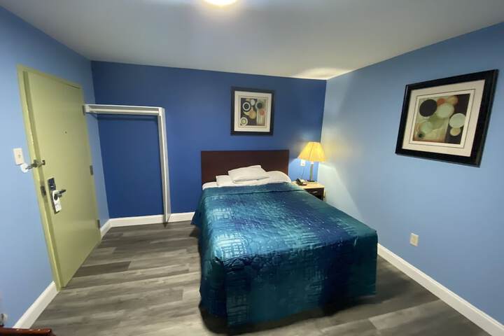 Room 92 of 95