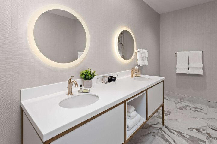 Legacy Hotel Trademark Collection by Wyndham