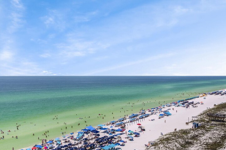 Beach 47 of 73