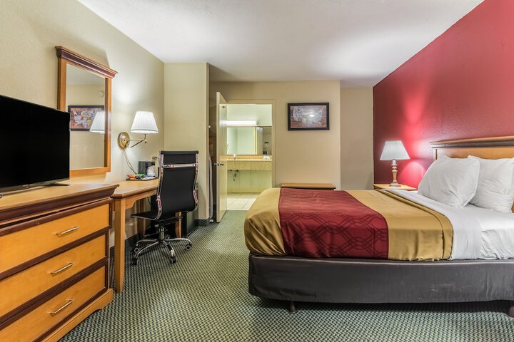 Room 11 of 26