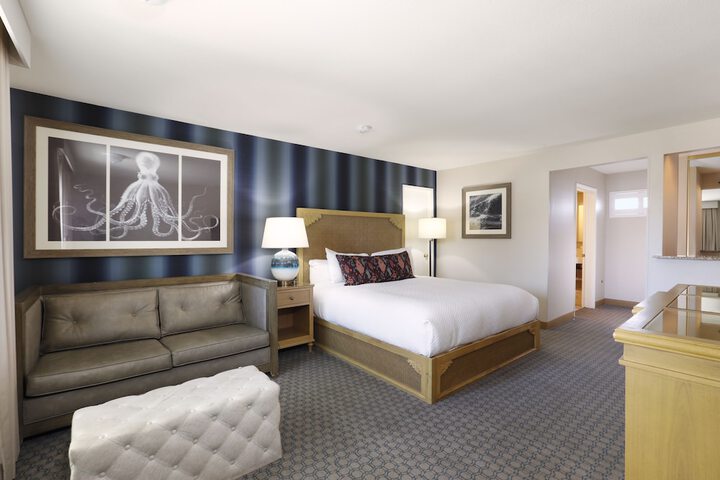 Room 18 of 30