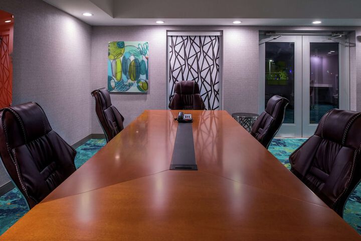 Hampton Inn & Suites Atlanta / Marietta
