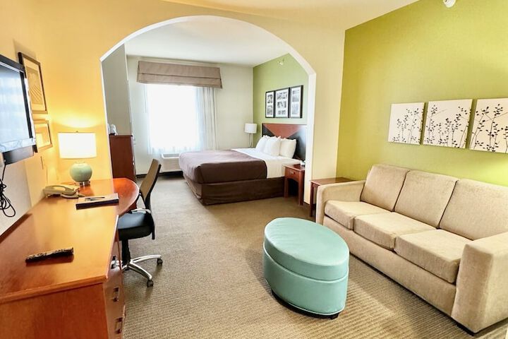 Room 13 of 29