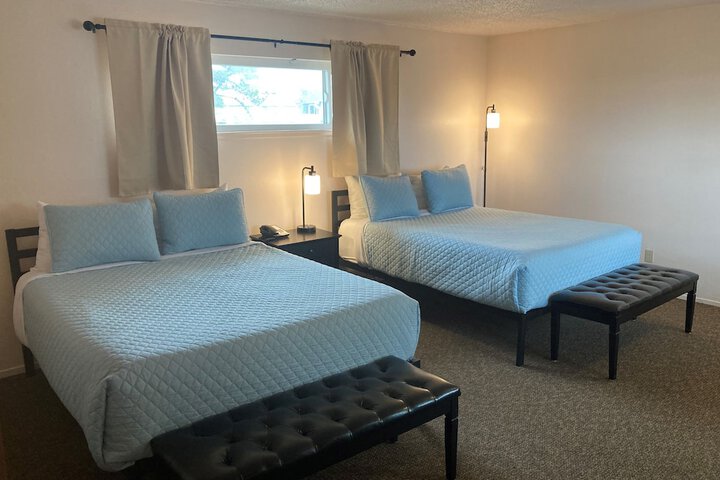 Coast Riders Inn