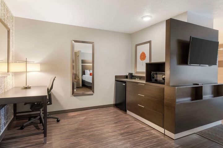 Room 65 of 75