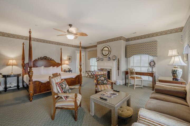Room 6 of 46