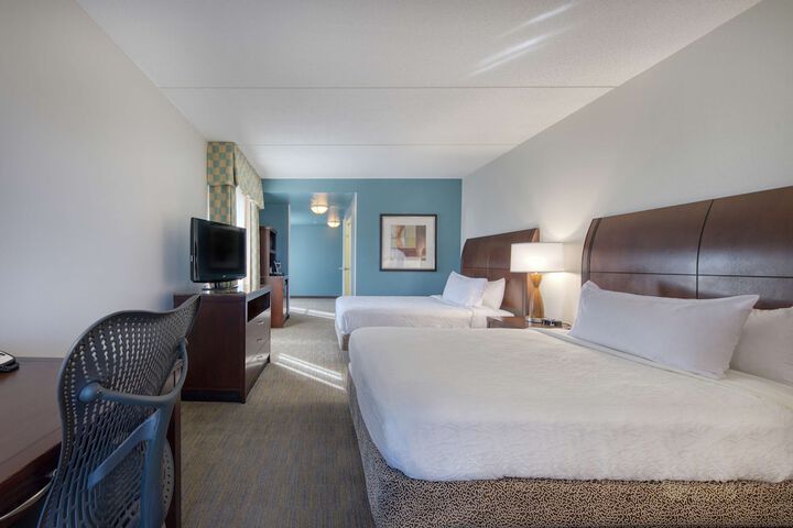 Room 34 of 82