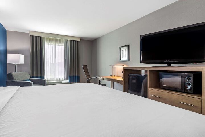 Room 20 of 43