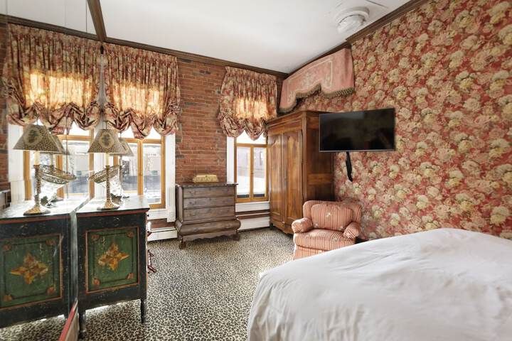 Room 41 of 69
