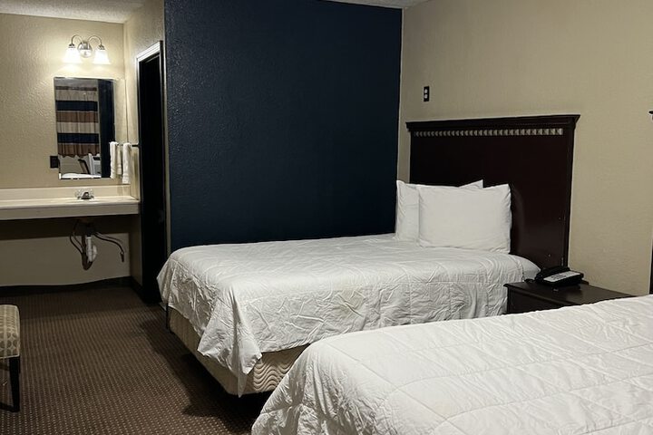 Triangle Inn Motel