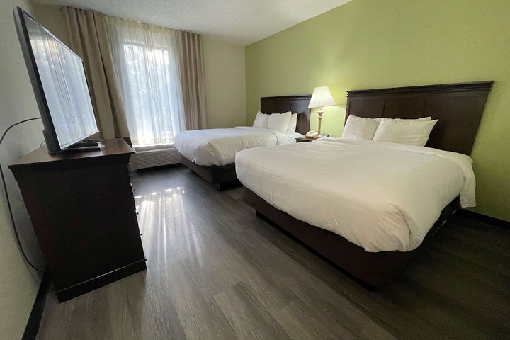 Room 109 of 141