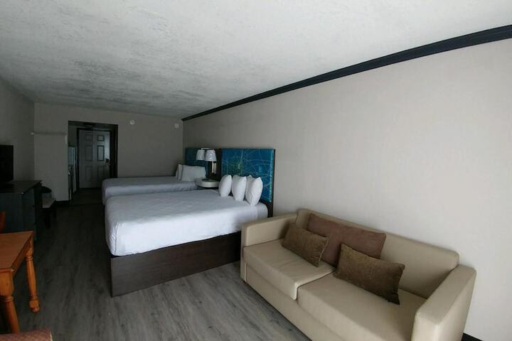 Garden City Inn