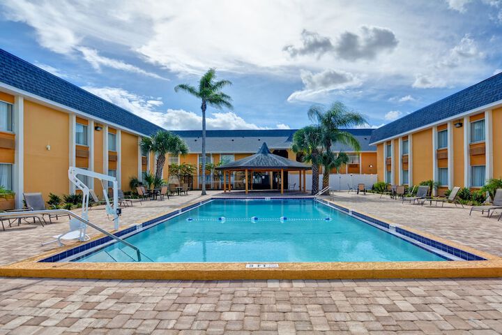 Pool 9 of 42