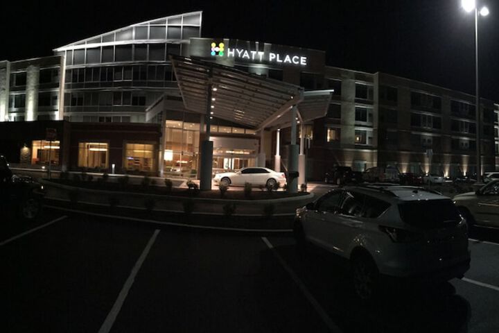 Hotel 2 of 52