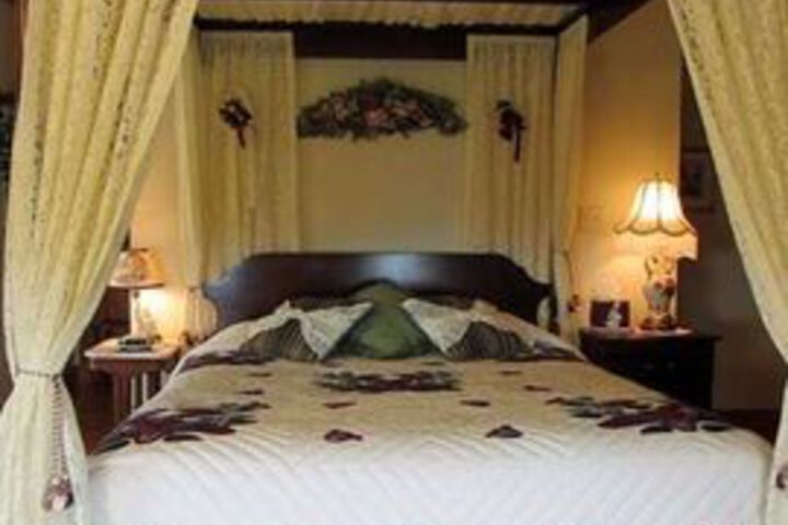 The Hurst House Bed and Breakfast