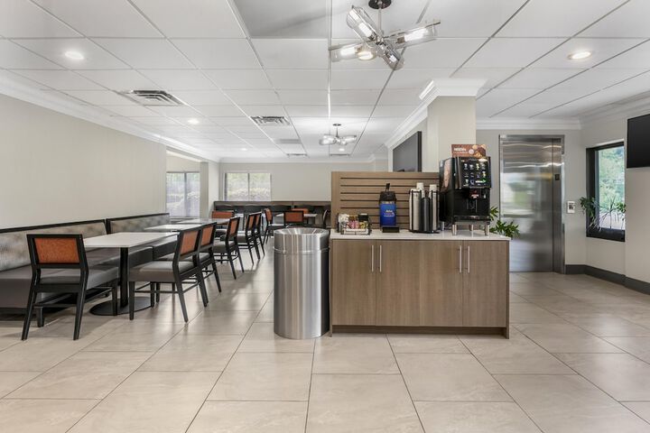 Best Western Eagles Inn