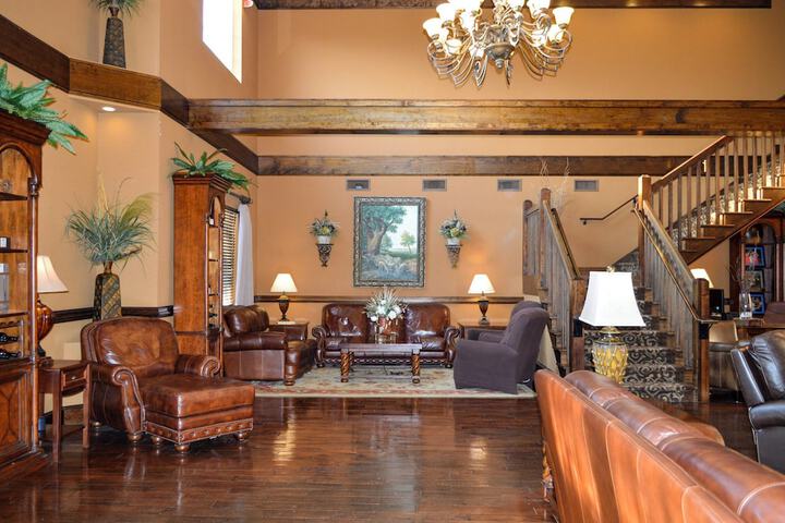 Hotel Interior 8 of 51