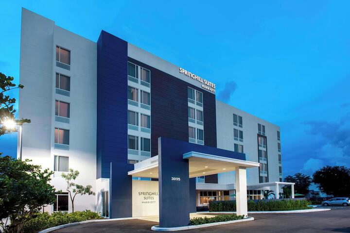 Hotel 2 of 22