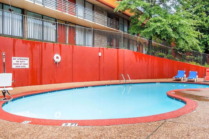 Pool 3 of 34