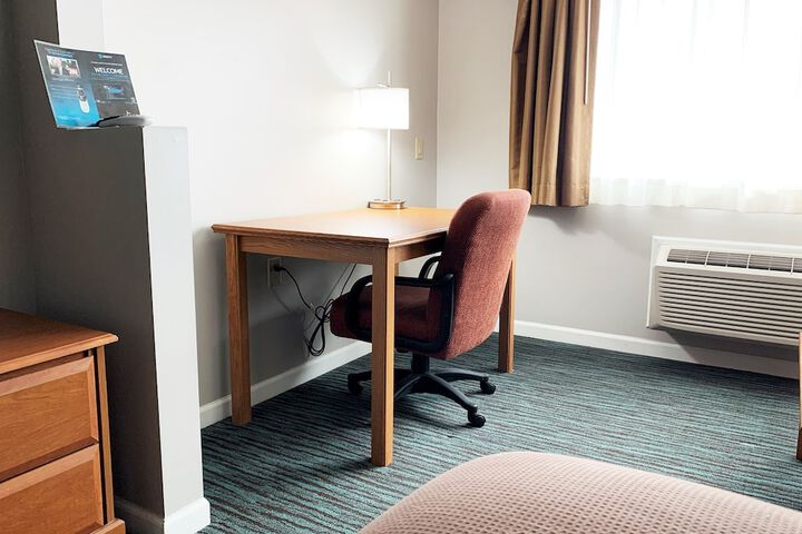 Room 14 of 25