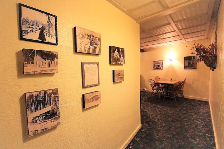 Alexanders Lodge