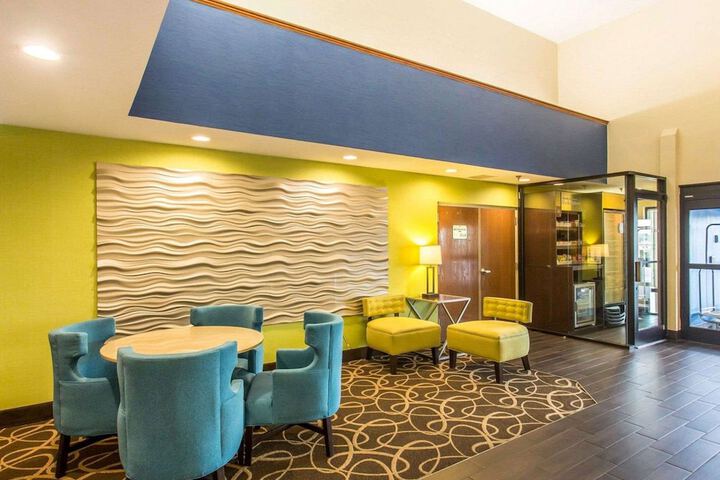 Comfort Suites Cookeville