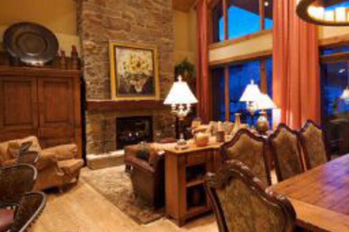 Black Diamond Lodge