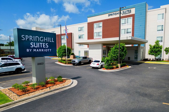 Hotel 3 of 44