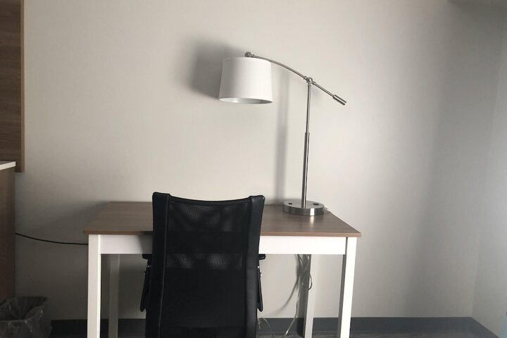 Room 19 of 27