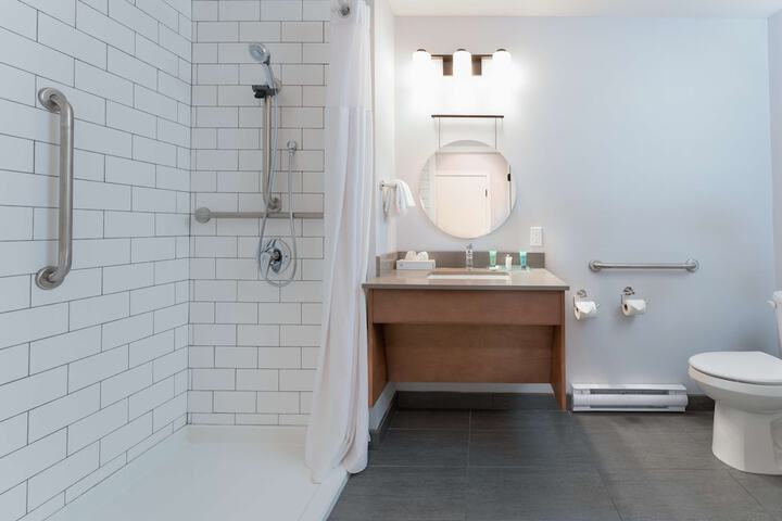Prestige Kamloops Hotel WorldHotels Crafted