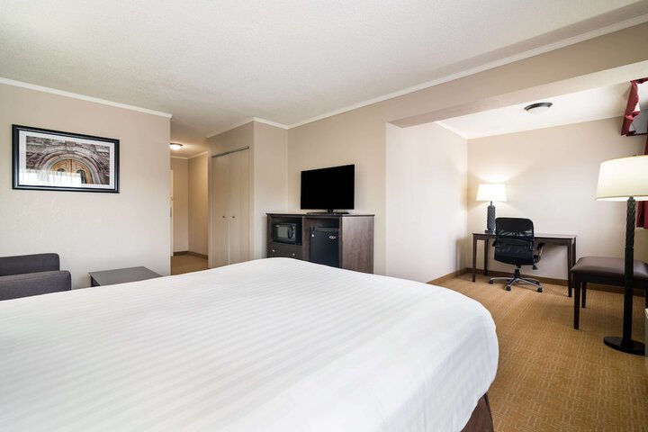 Best Western University Inn