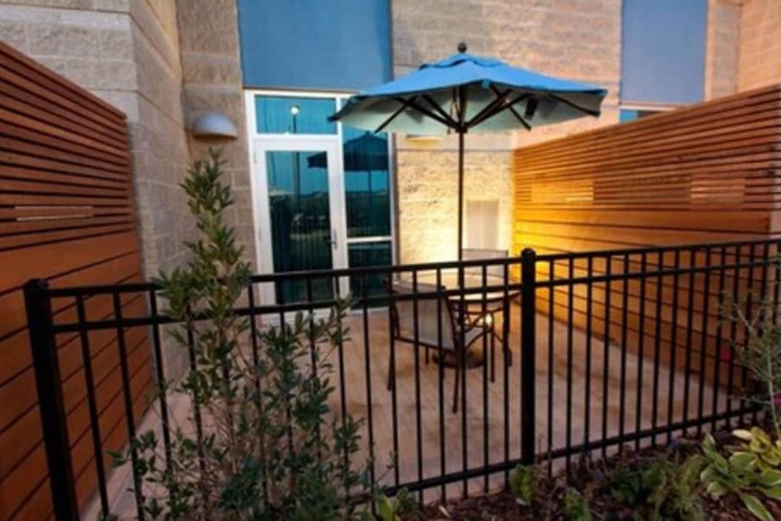 Terrace/Patio 45 of 48