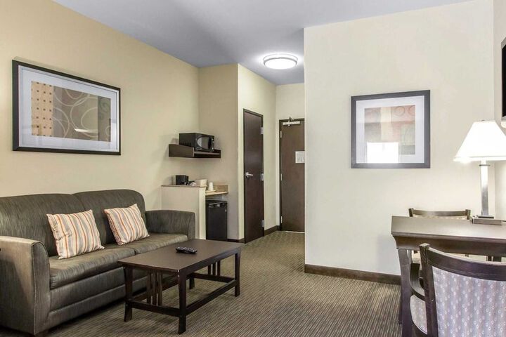Room 9 of 26