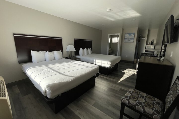 Room 21 of 34