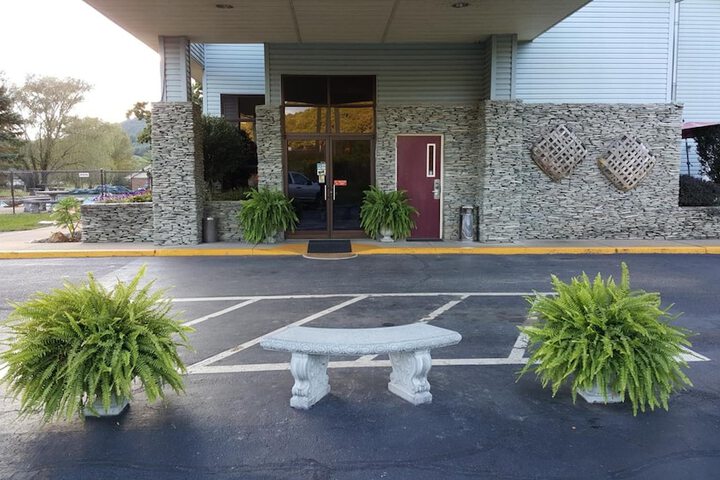 Hotel 3 of 50
