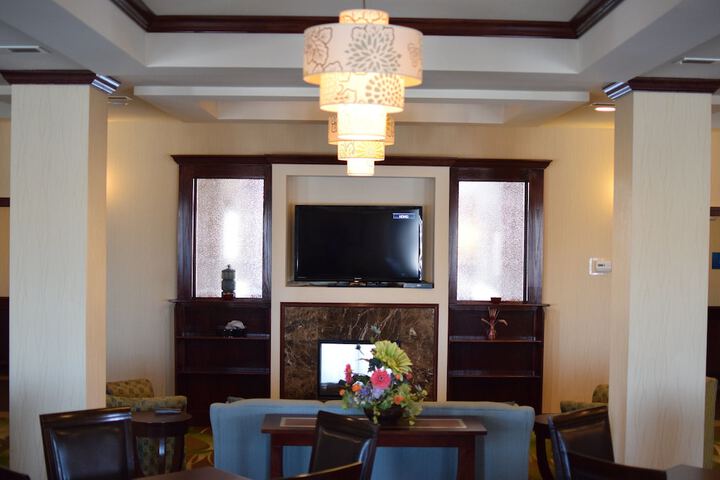 Hotel 5 of 30