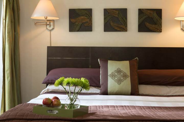 Room 42 of 60