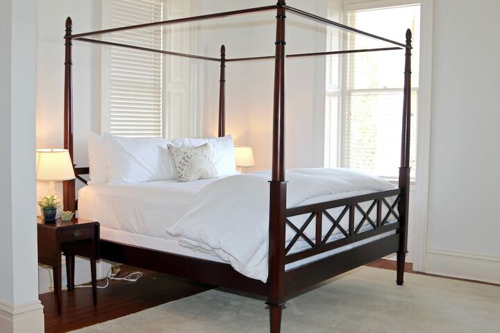 Room 6 of 22