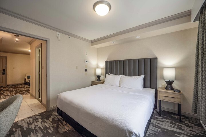 Room 21 of 68