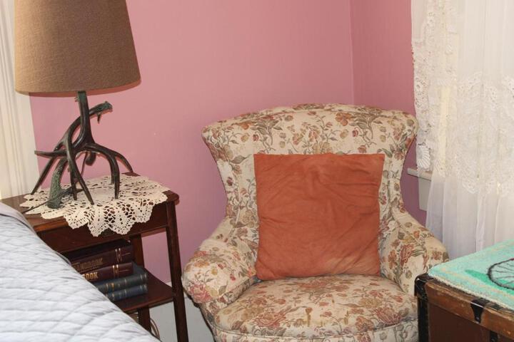 The Mays Place Bed and Breakfast