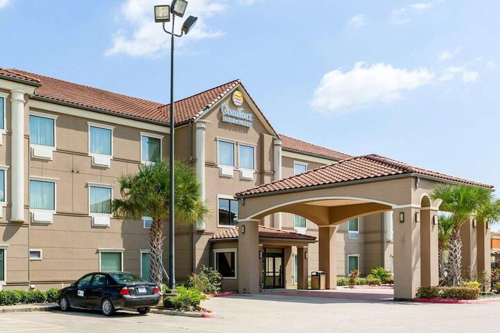 Comfort Inn & Suites Winnie