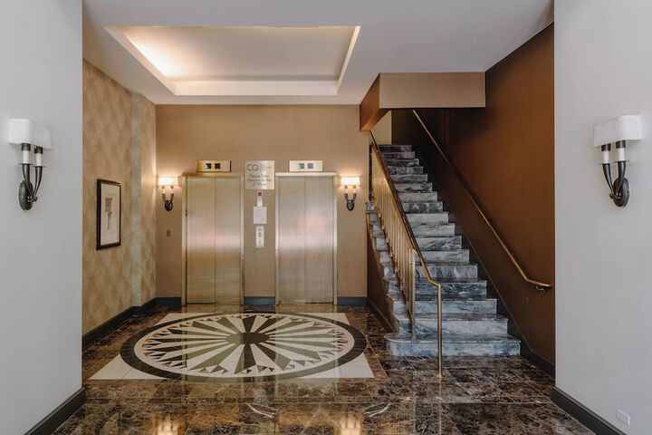 Hotel Interior 9 of 38