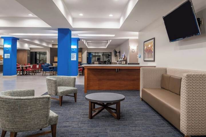 Holiday Inn Express & Suites Laplace by IHG