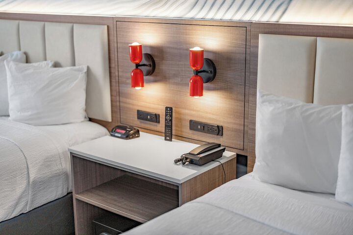 Hotel Skye SFO