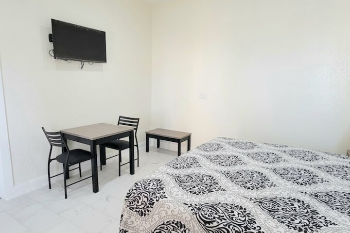 Room 22 of 79