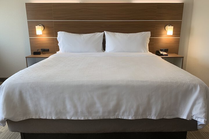 Room 43 of 103