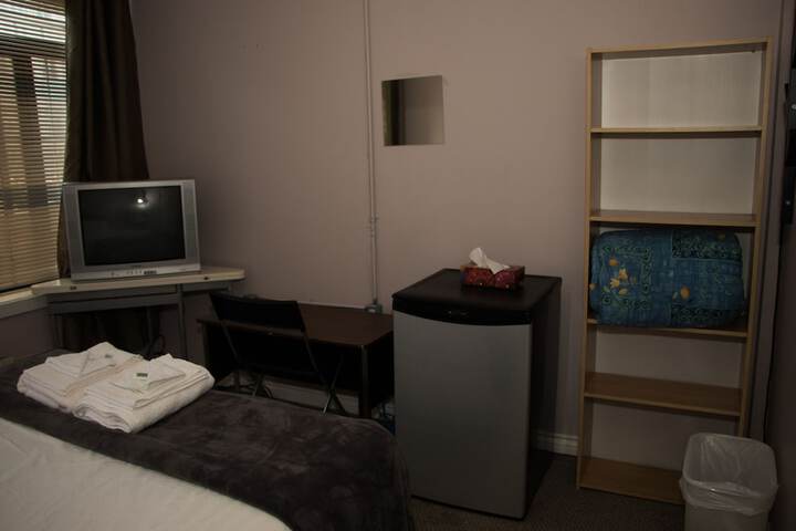 Room 64 of 73